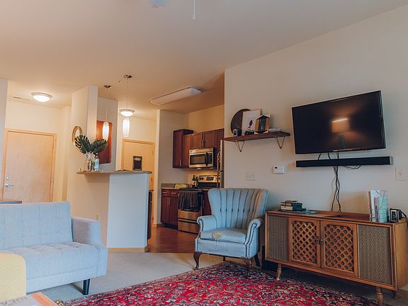 Living/Kitchen