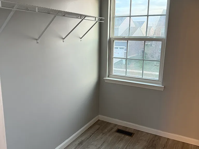 1570 Cedar Creek Dr — Photo 31