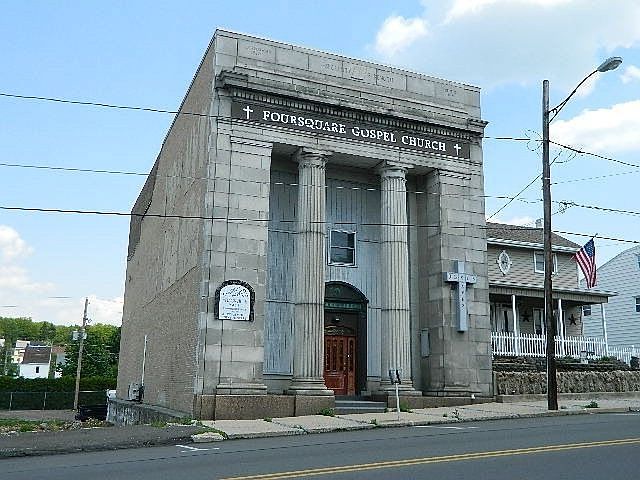 1st image of 19 N Lehigh Ave