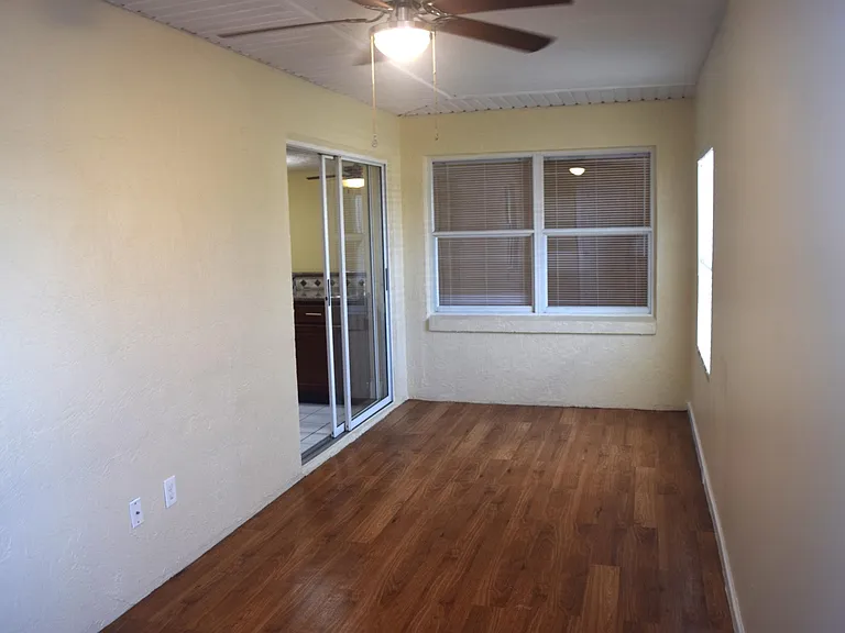 2965 Poplar Ave — Photo 36