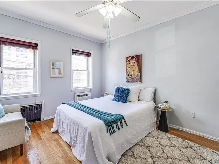 519 Willow Ave #3 — Photo 11