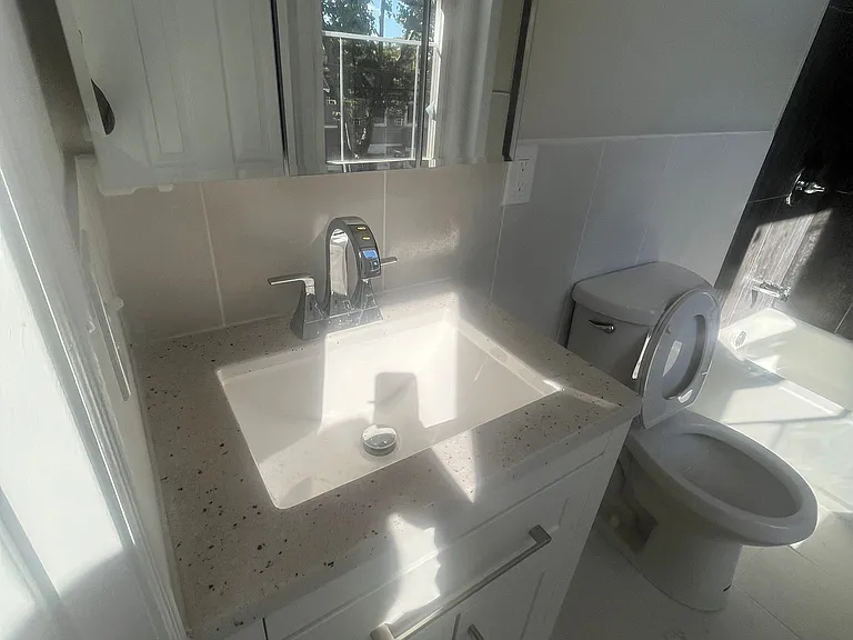 17 Earl St #1 — Photo 11