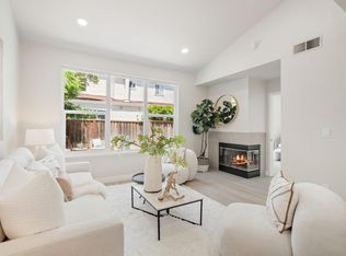 438 Rhone Ct, Mountain View, CA 94043