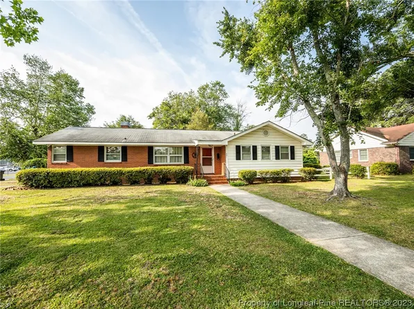 501 W 29th St, Lumberton, NC 28358