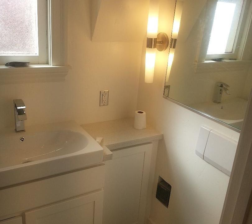 1st image of 234 Broadmoor Blvd