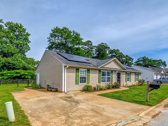 3rd image of 712 Cannonsburg Dr