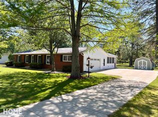 1029 Center St, Owosso, MI 48867