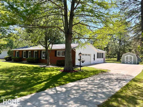 1029 Center St, Owosso, MI 48867