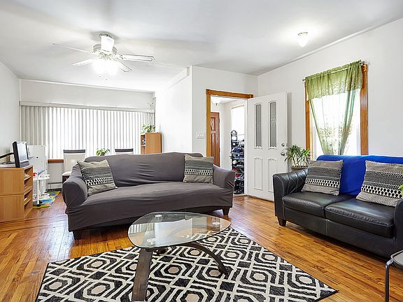 2nd image of 11832 219th St