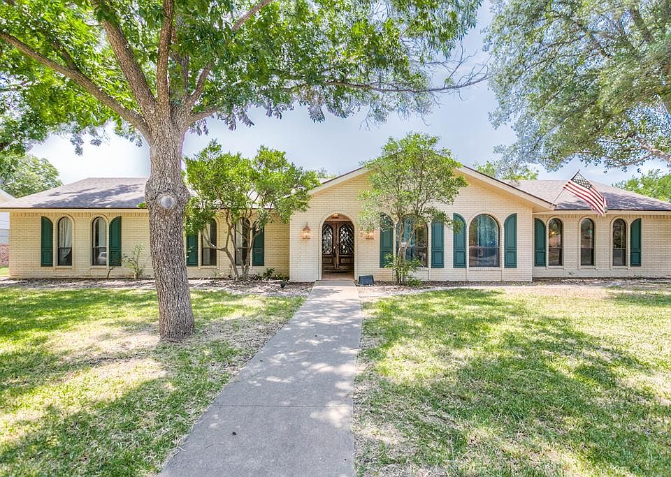 1st image of 3025 Alta Vista Ln