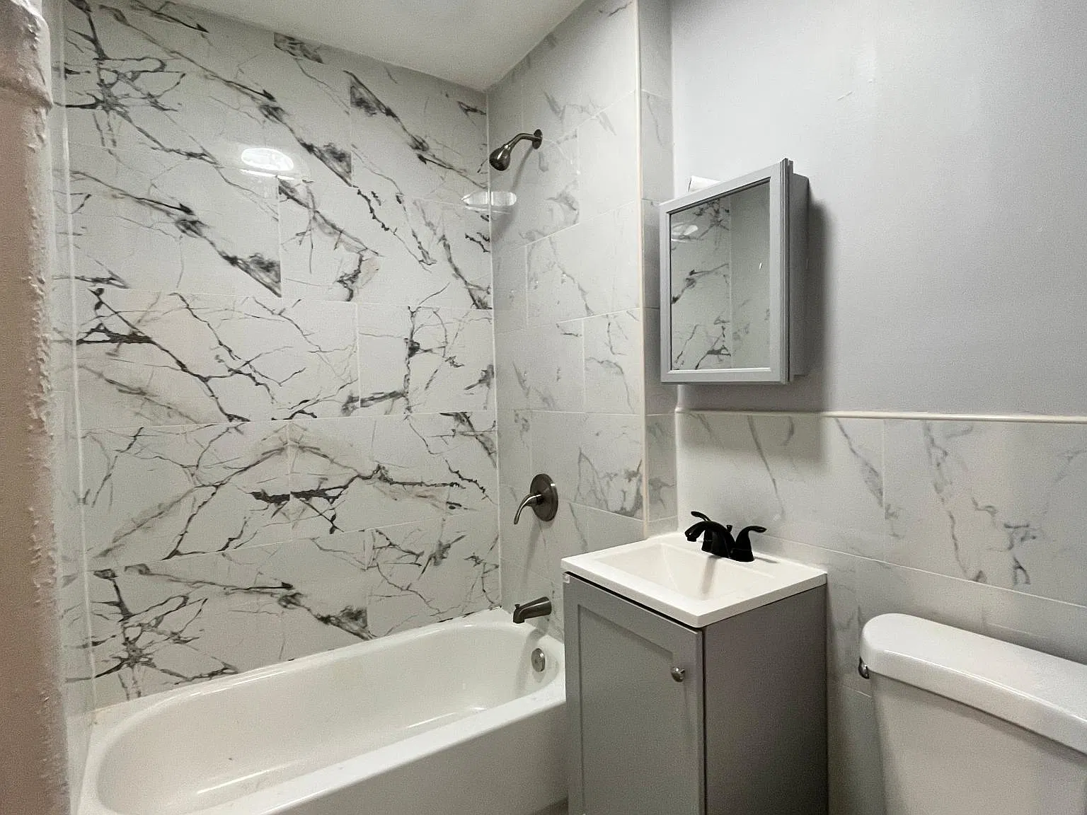 1 bed, 650 sqft, $1,750 — Photo 4