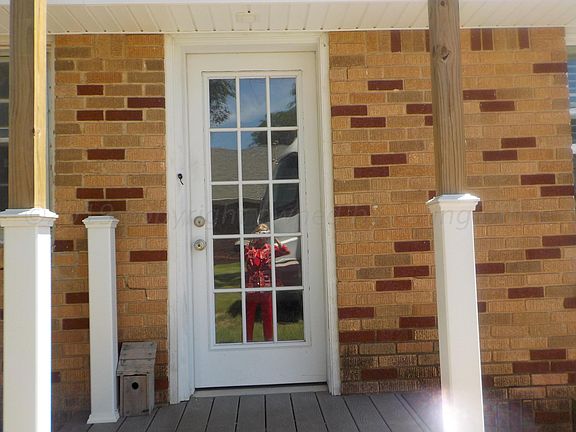 5th image of 1124 Mary Ellen St