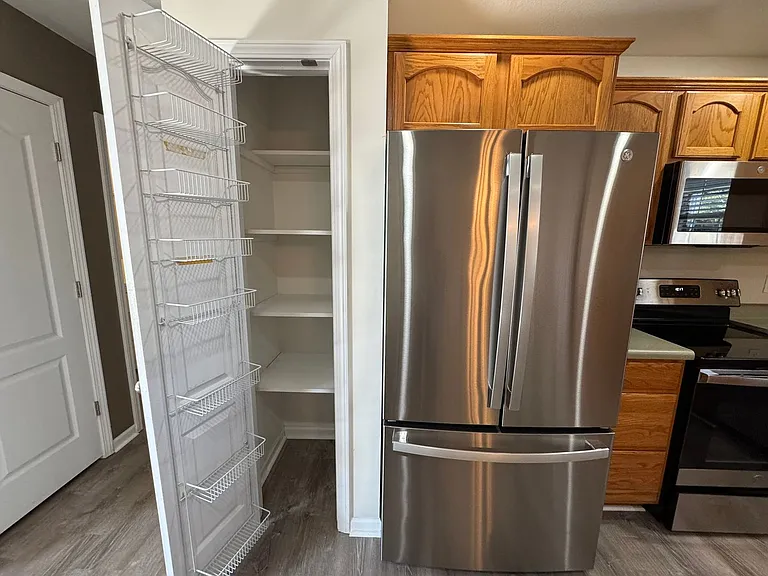 2603 Oakfield Dr — Photo 16
