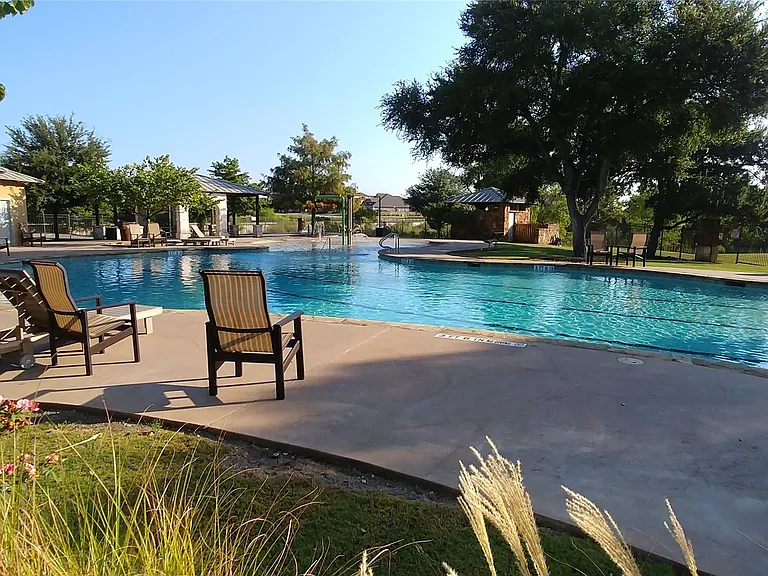 3021 Angelina Ct — Photo 37