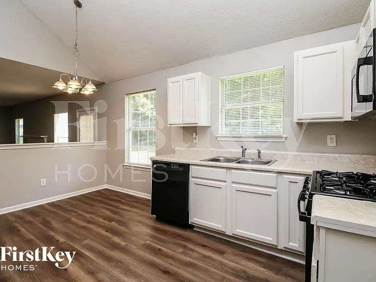 185 Windscape Dr — Photo 8