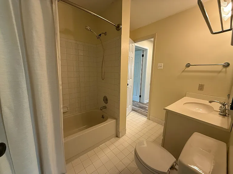107 Cheswold Ct #107 — Photo 31
