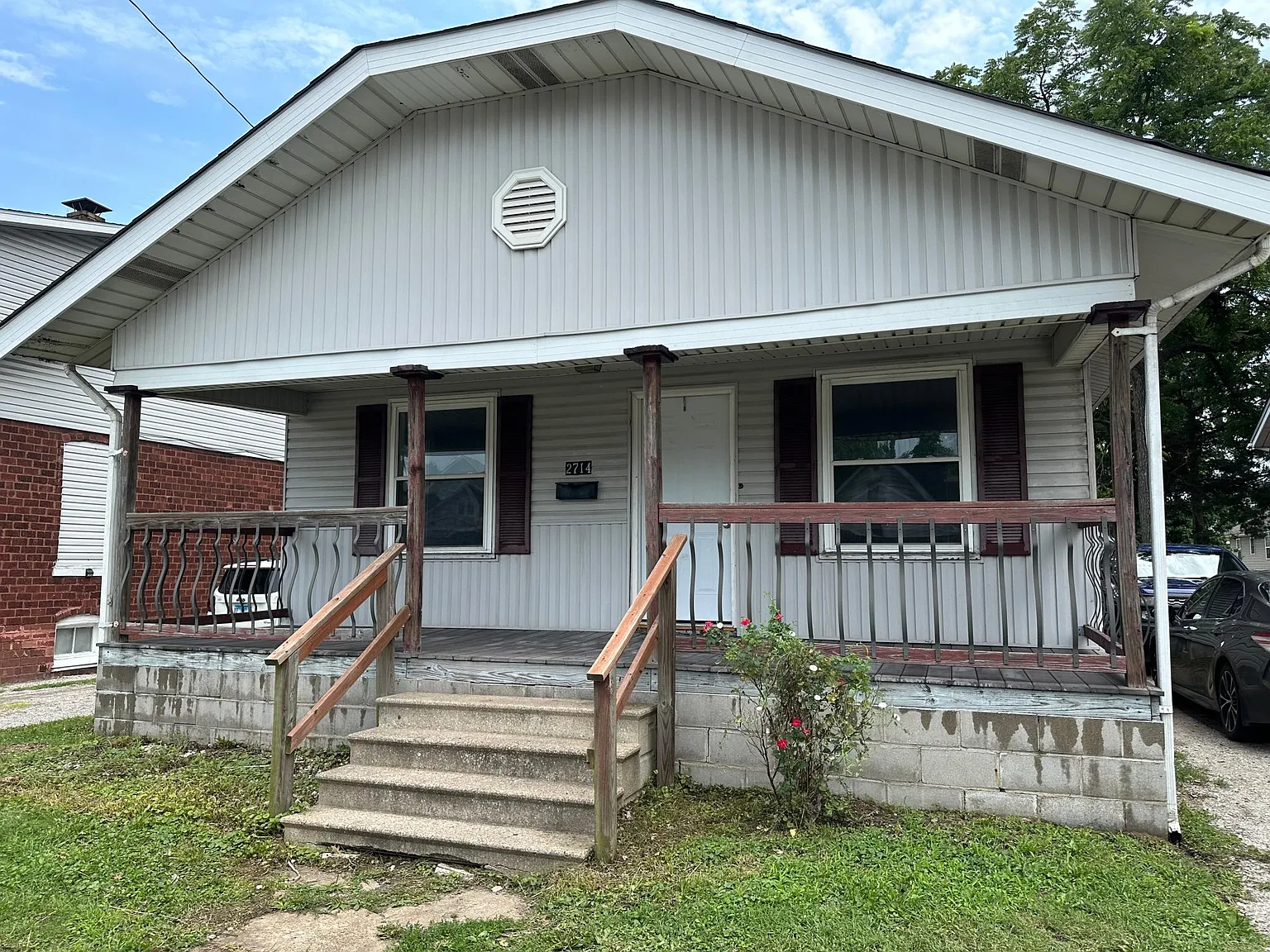 2 bed, 912 sqft, $1,100 — Photo 1