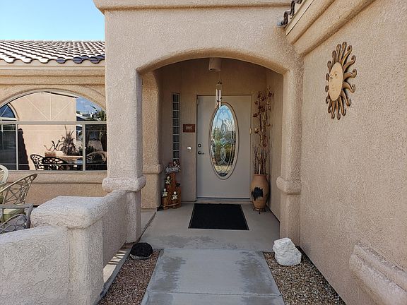 2nd image of 3510 La Mesa Dr
