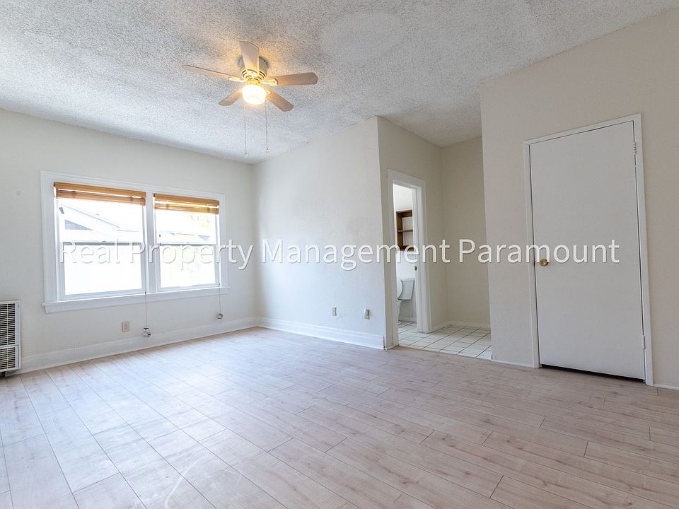 1st image of 910 W 41st St APT 23