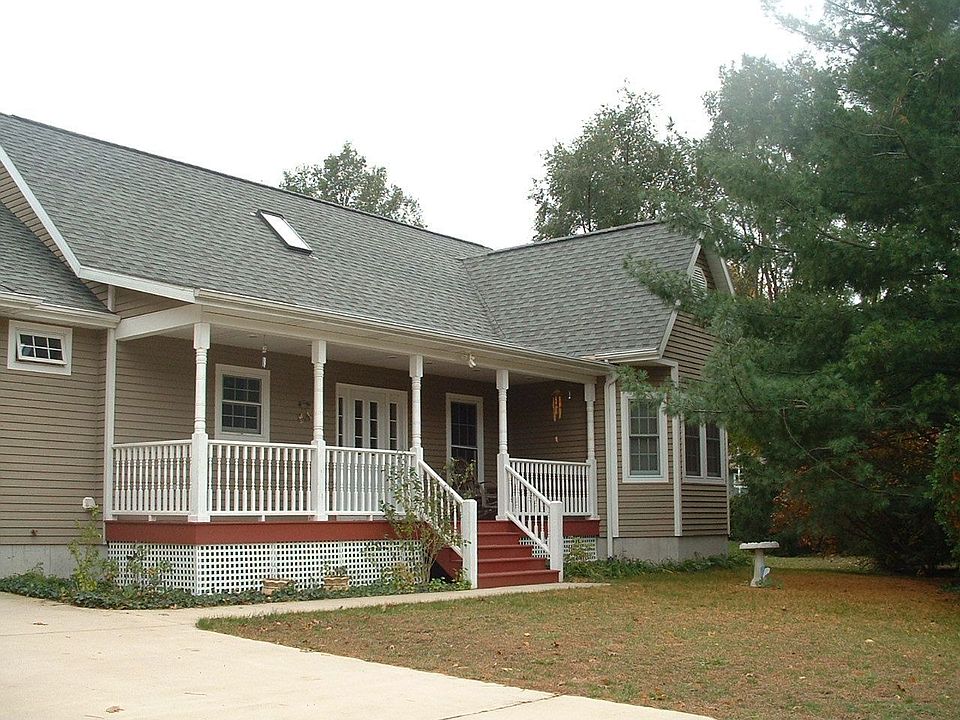 14440 Maple Drive