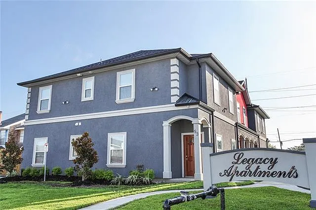53 Carriage Ln #A — Photo 2