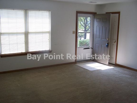 2nd image of 716 Dana Dr