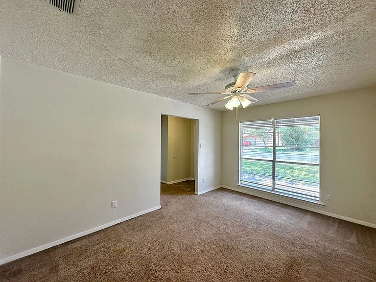 1005 Bonner Dr — Photo 21