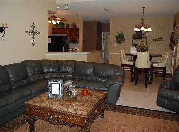 3rd image of 1812 Clayton Dr