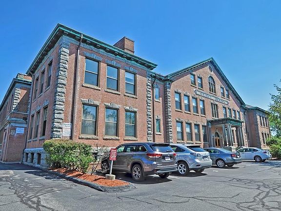 3rd image of 94 Newbury Ave APT 215