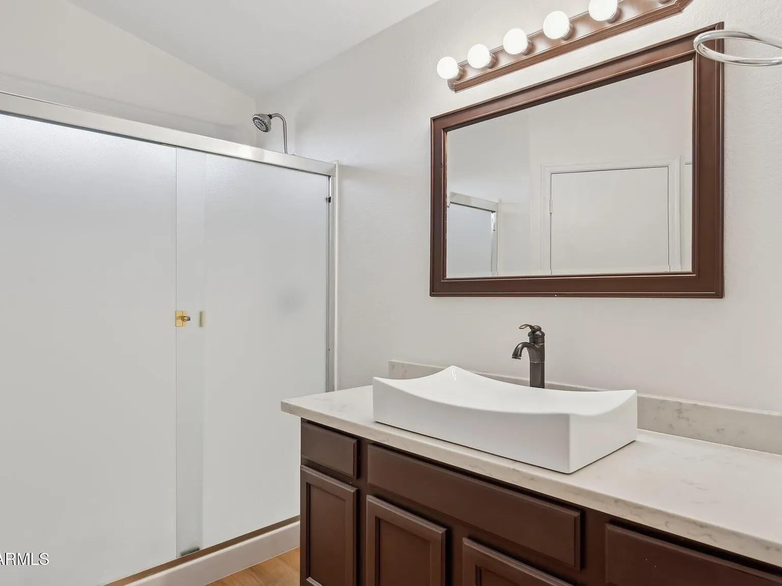 3 bed, 1124 sqft, $2,500 — Photo 4