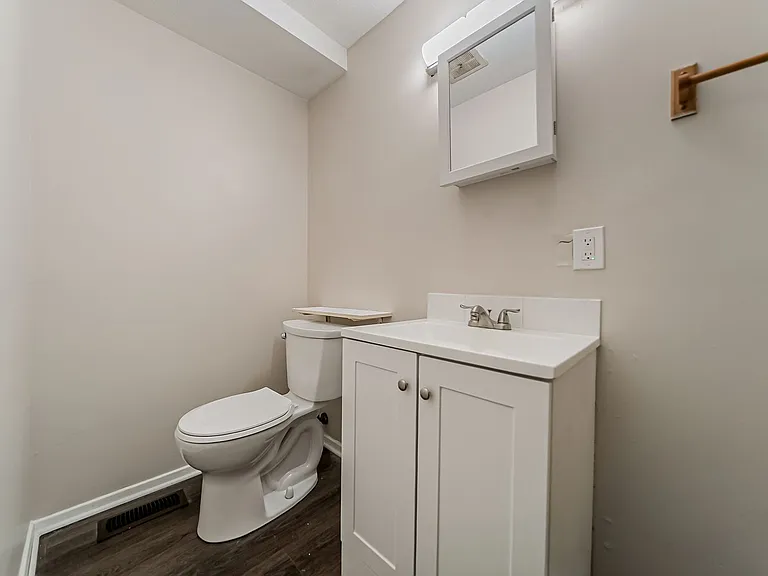 5520 Beavercrest Dr — Photo 23