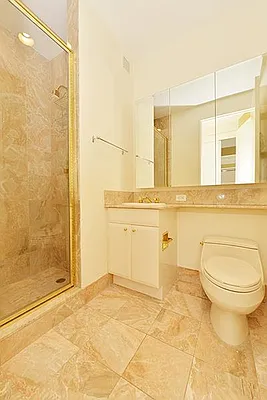 Rented by Sumitomo Real Estate Sales | media 13