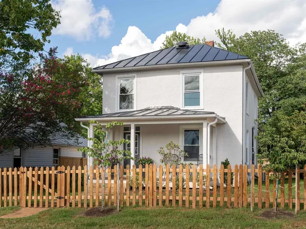 1107 Myrtle St, Charlottesville, VA 22902