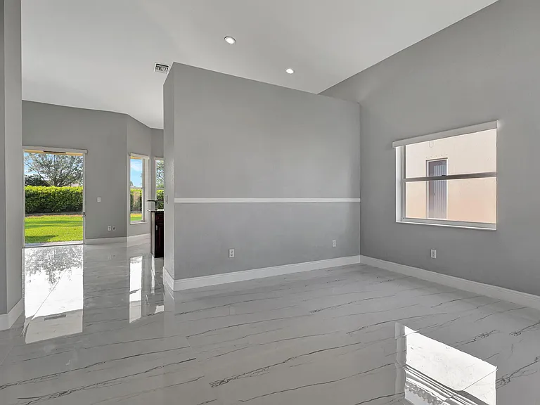 4190 Bahia Isle Cir — Photo 10