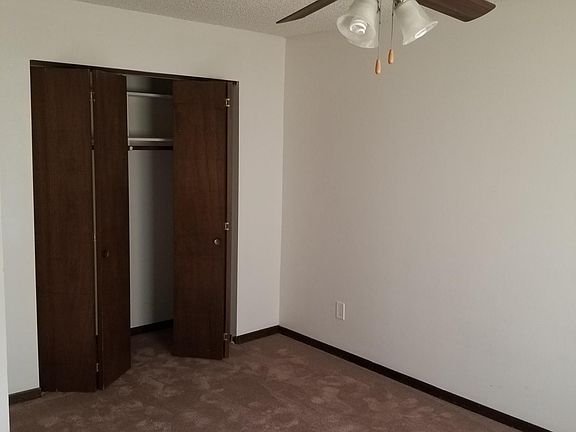 3rd image of 2229 Davis St