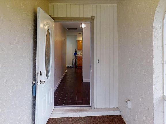 5th image of 660 Norwood St NW