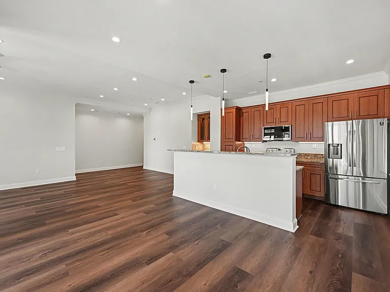 230 Tryon St #710 — Photo 12