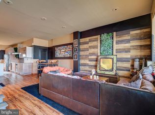 2111 S 4th St, Philadelphia, PA 19148