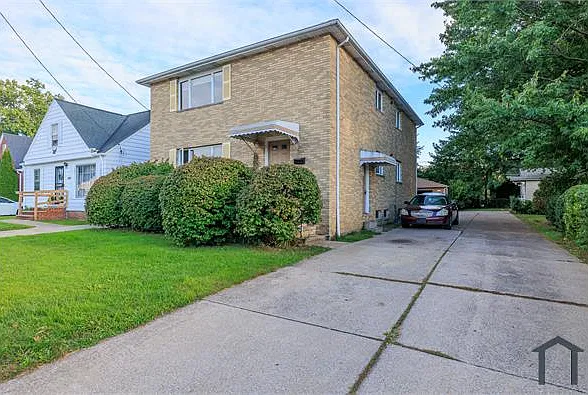 3 bed, 1161 sqft, $1,000 — Photo 2
