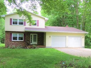 5912 Sodom Hutchings Rd, Farmdale, OH 44417