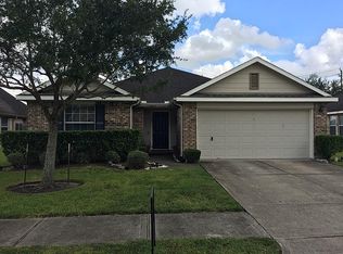 3405 Cypress Village Dr, Pearland, TX 77584