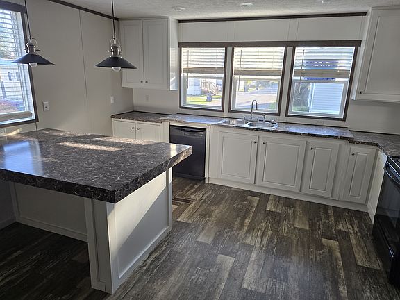 4th image of 3122 Calder Dr #248