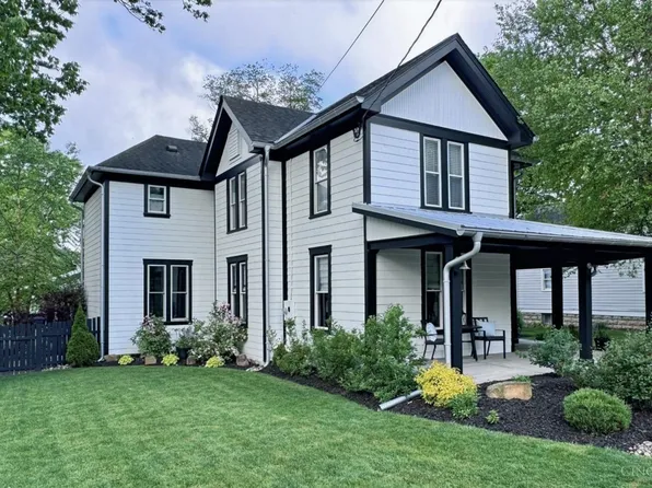 17 Laurel Ave, Milford, OH 45150