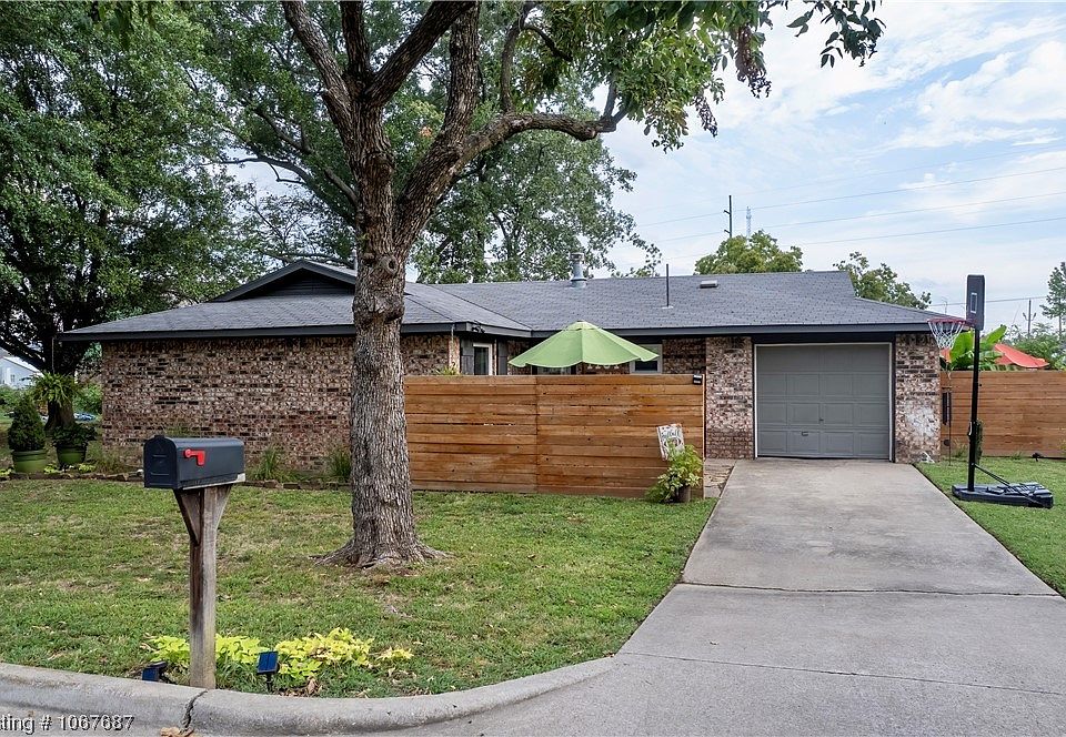 1101 SE 10th St, Muldrow, OK 74948 Zillow