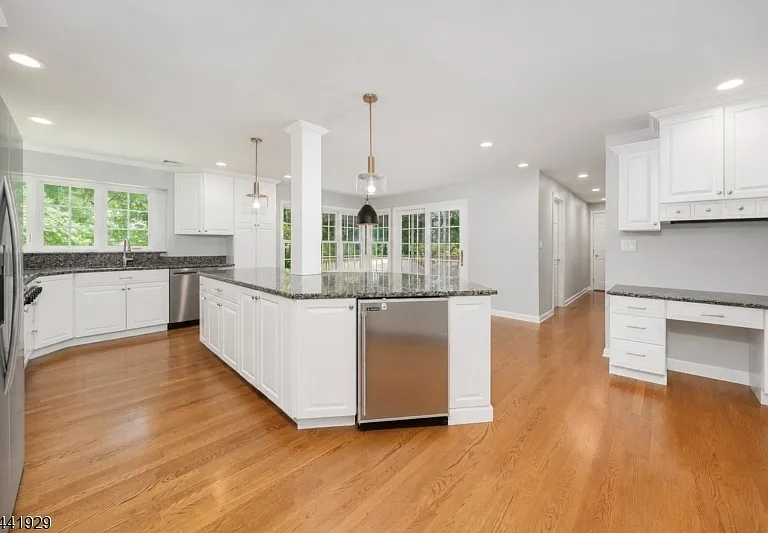 69 Penwood Dr — Photo 12
