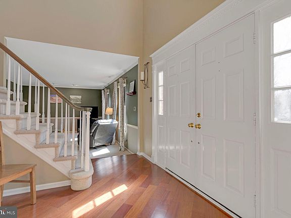 4th image of 41 Lawrencia Dr