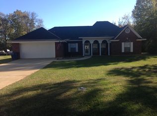 105 Dews Dr, Whitehouse, TX 75791