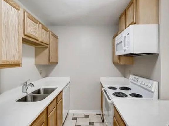 5th image of 225 E 8th Ave APT B9