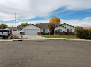 1912 S Cantle Cir, Washington, UT 84780