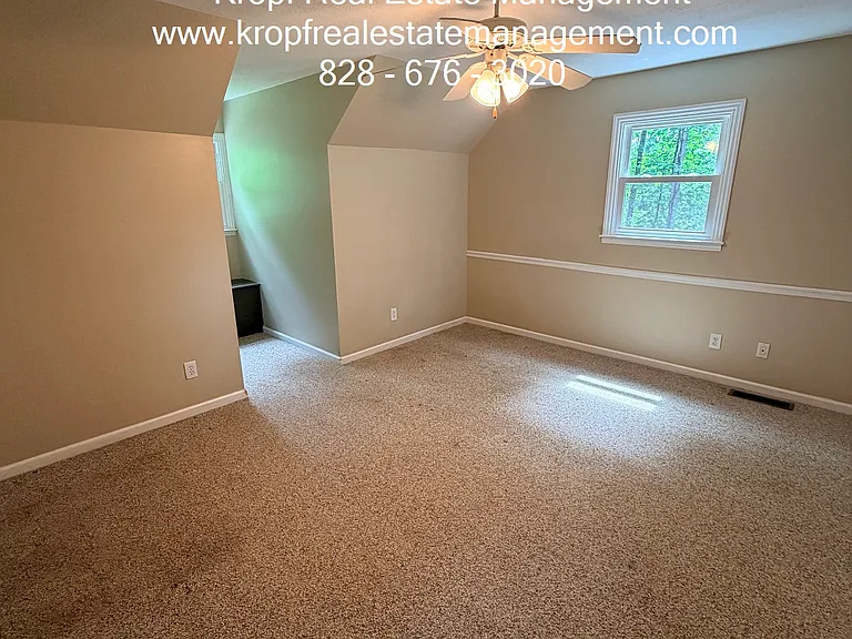 148 Sequoyah Hills Dr — Photo 19